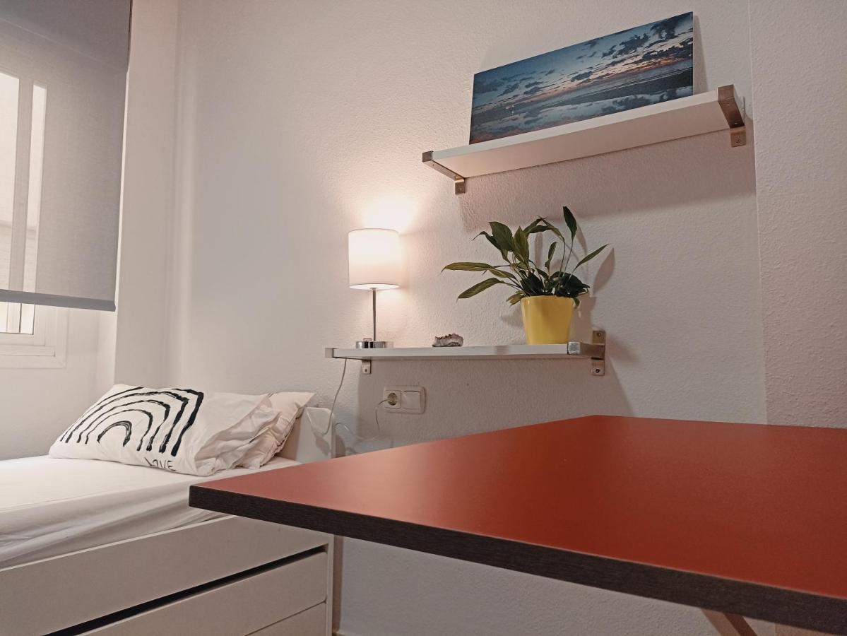 Апартаменты Confortable Habitacion Centrica En Piso Privado Малага Экстерьер фото