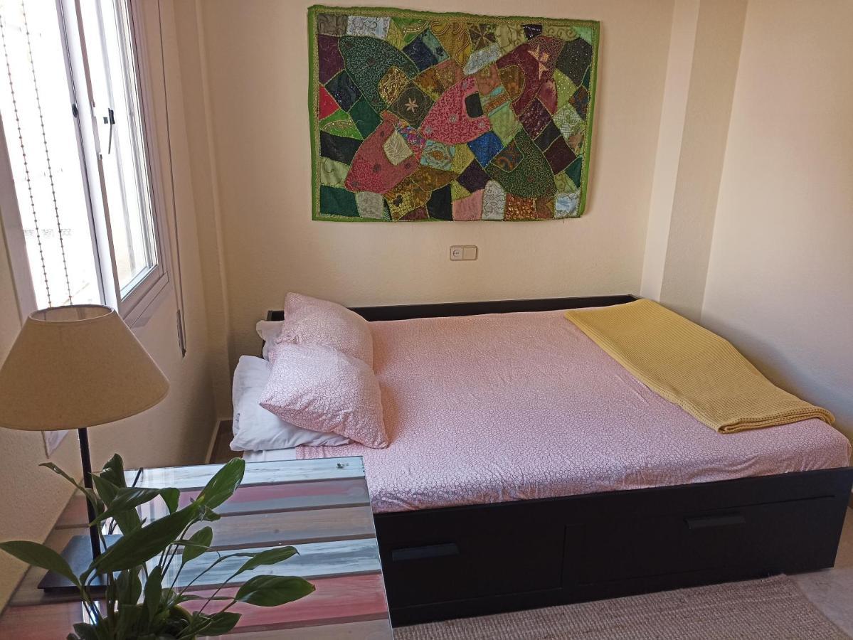 Апартаменты Confortable Habitacion Centrica En Piso Privado Малага Экстерьер фото