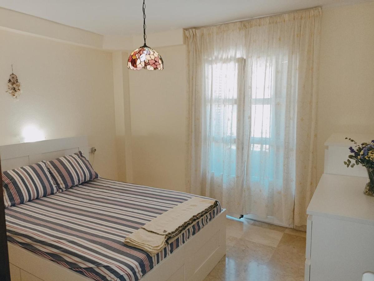 Апартаменты Confortable Habitacion Centrica En Piso Privado Малага Экстерьер фото