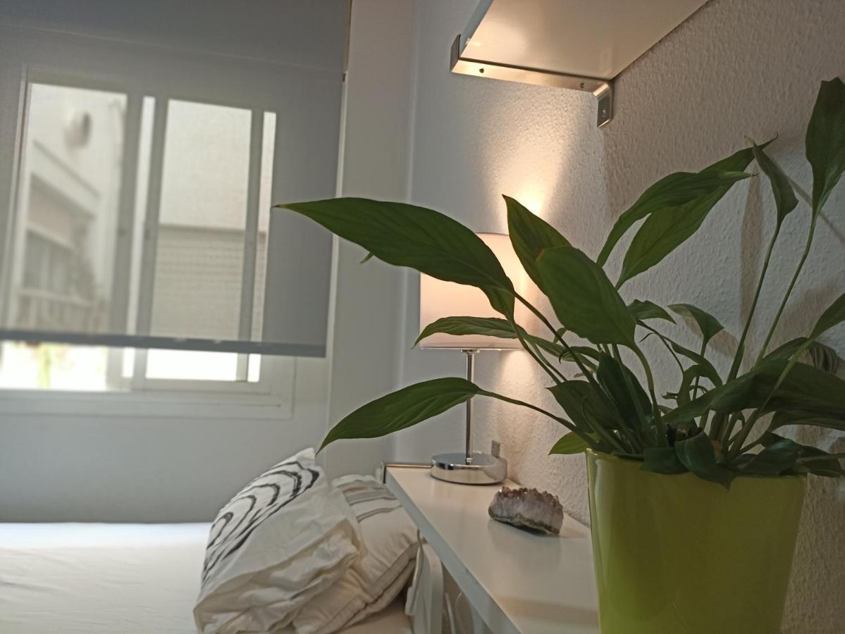 Апартаменты Confortable Habitacion Centrica En Piso Privado Малага Экстерьер фото