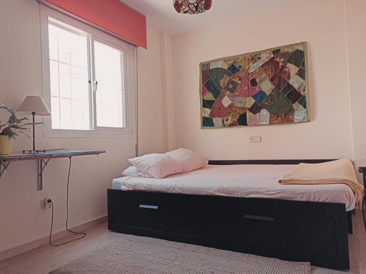 Апартаменты Confortable Habitacion Centrica En Piso Privado Малага Экстерьер фото