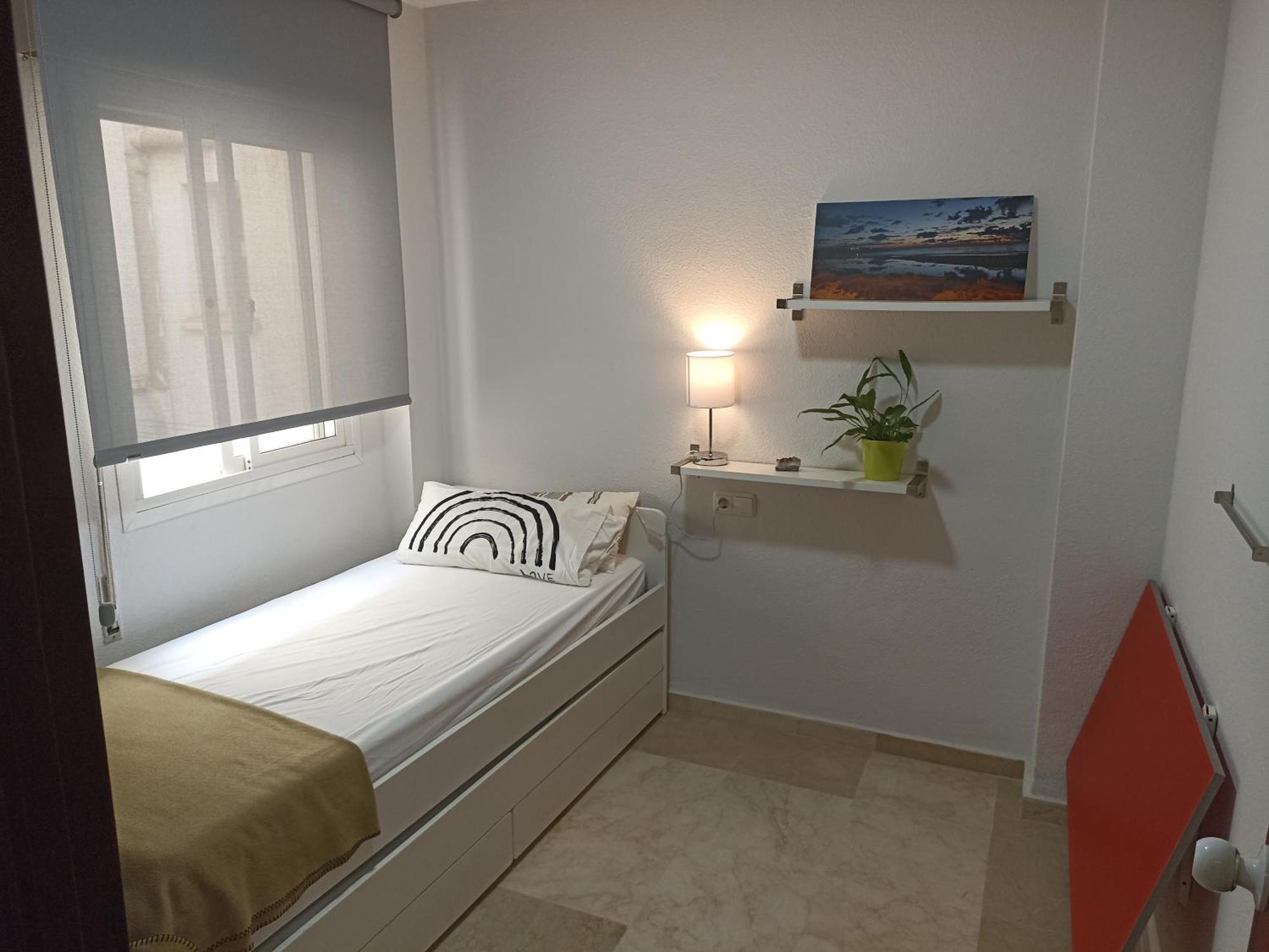 Апартаменты Confortable Habitacion Centrica En Piso Privado Малага Экстерьер фото